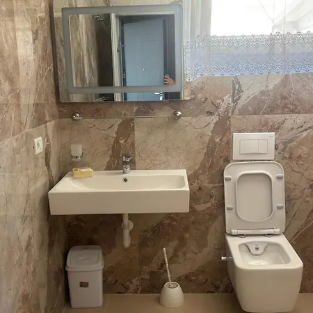 Albi * Durrës